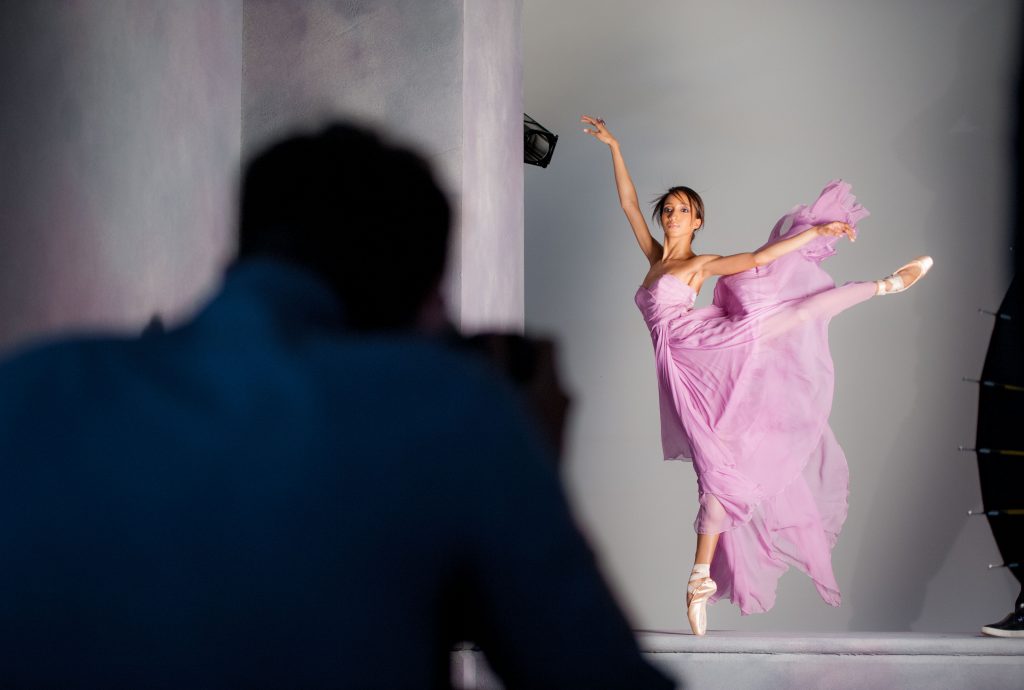 Courtney Lavine exécutant une figure de ballet